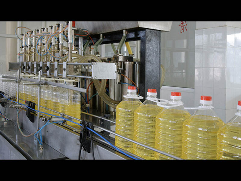 全自動食用油灌裝設(shè)備