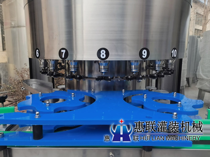 旋轉(zhuǎn)式食用油灌裝機 旋轉(zhuǎn)式食用油灌裝機